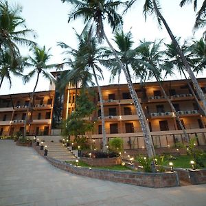 Aananda Wellness And Resorts